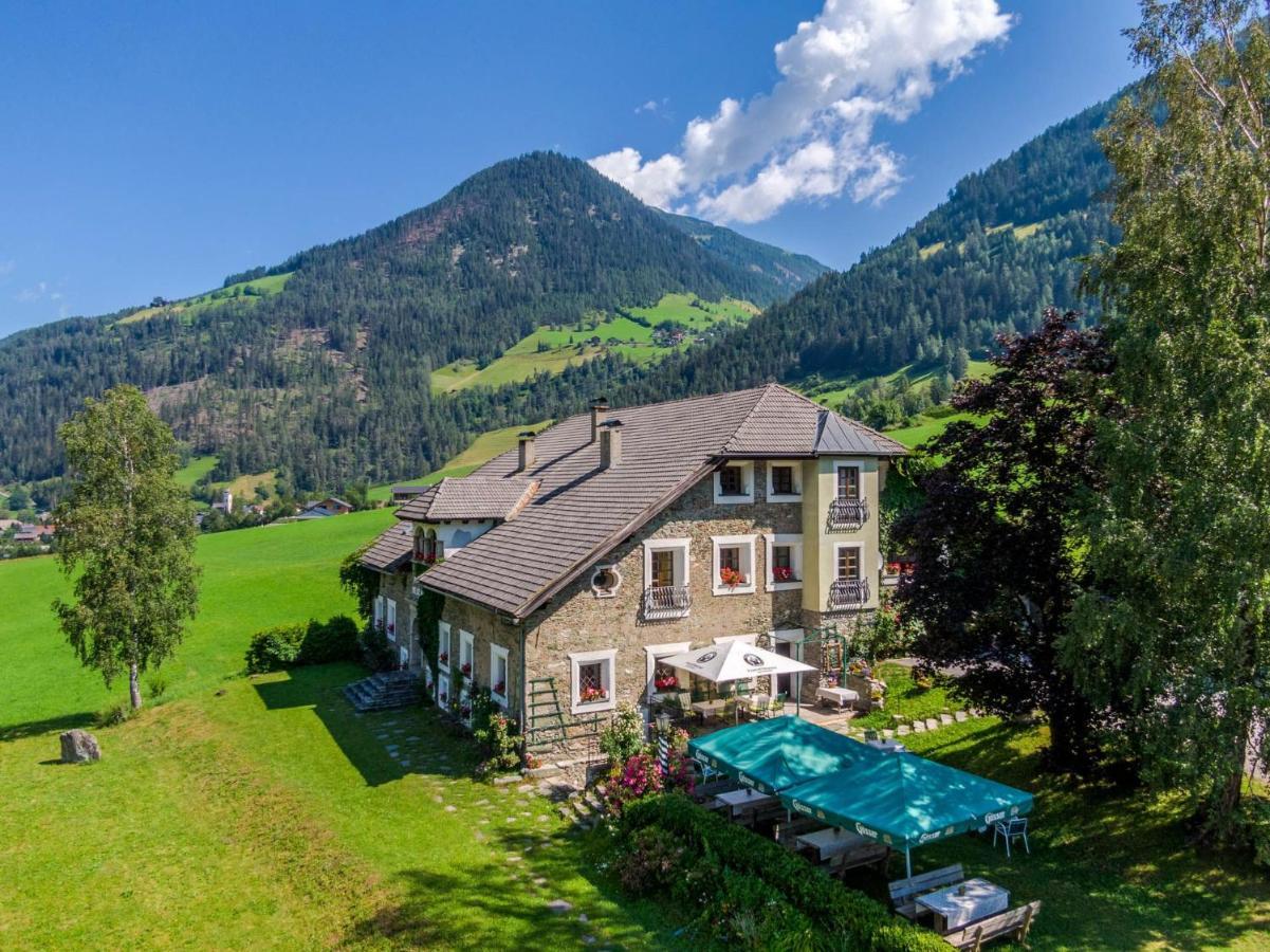 Putzenhof Appartements Großkirchheim Εξωτερικό φωτογραφία