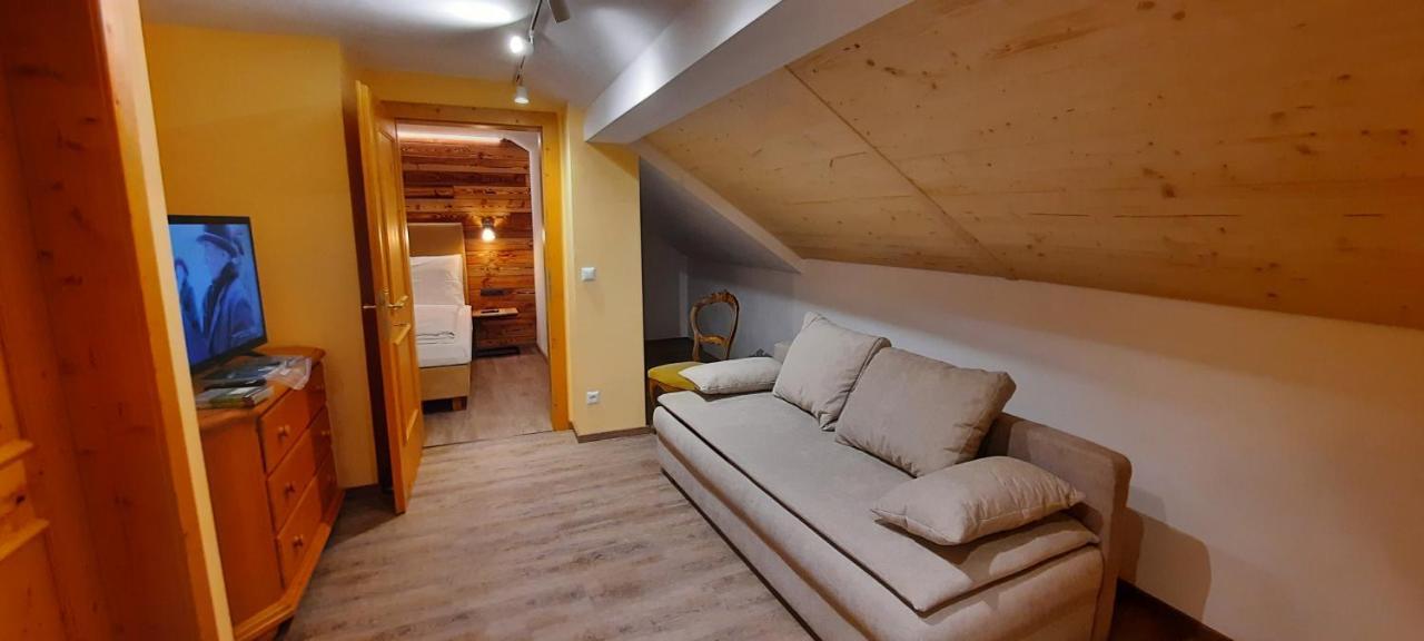 Putzenhof Appartements Großkirchheim Εξωτερικό φωτογραφία