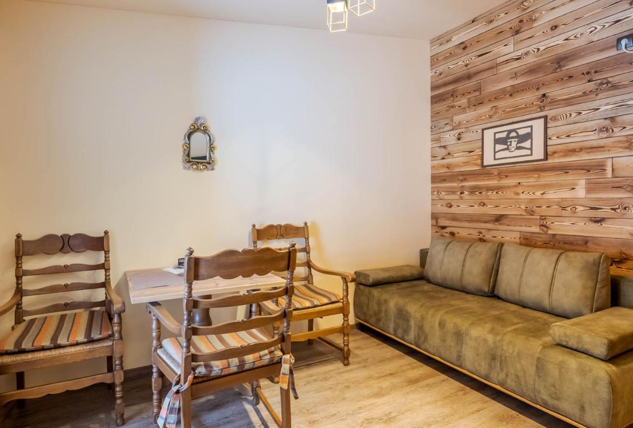 Putzenhof Appartements Großkirchheim Εξωτερικό φωτογραφία